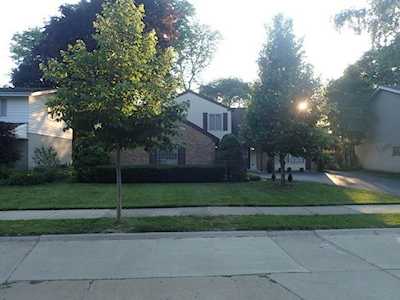 120 N Stratford Rd Arlington Heights, IL 60004