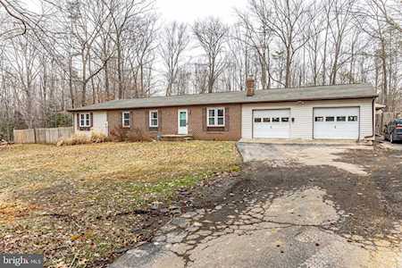 36634 Joan Dr Mechanicsville, MD 20659