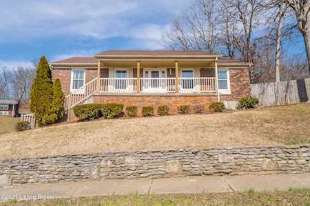 2311 High Pine Dr Louisville, KY 40214