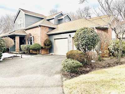 43 Fairway Boulevard Monroe, NJ 08831