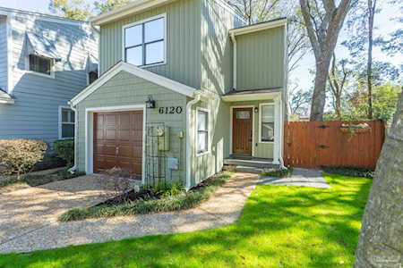 6120 The Oaks Ln Pensacola, FL 32504