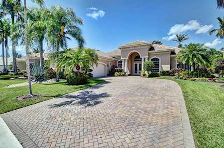 8051 Muirhead Circle Boynton Beach, FL 33472
