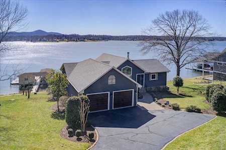 1126 Nature Union Hall, VA 24176
