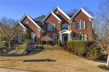 3334 Forestwood Dr Suwanee, GA 30024