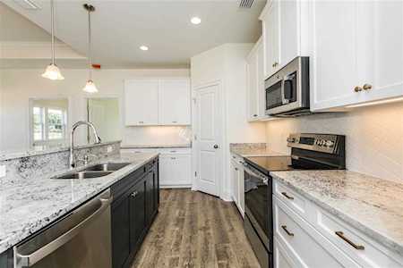 4477 Summerfield Dr Tallahassee, FL 32303