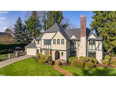 2911 NE Thompson St Portland, OR 97212