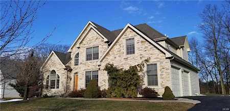 1337 Cornell Rd Allentown, PA 18104