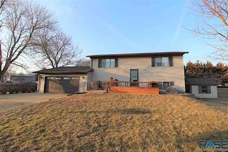 485 W South St Parker, SD 57053