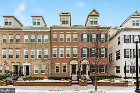 410 George Mason Dr Arlington, VA 22203