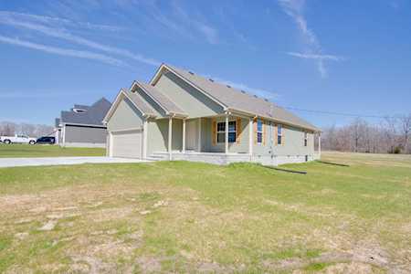 1242 Farrar Hill Rd Manchester, TN 37355