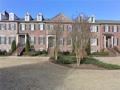 530 Rose Garden Ln Alpharetta, GA 30009