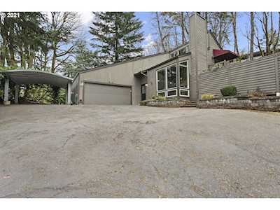 1858 Southshore Blvd Lake Oswego, OR 97034