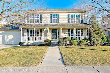 33 Butternut Ln Bayville, NJ 08721