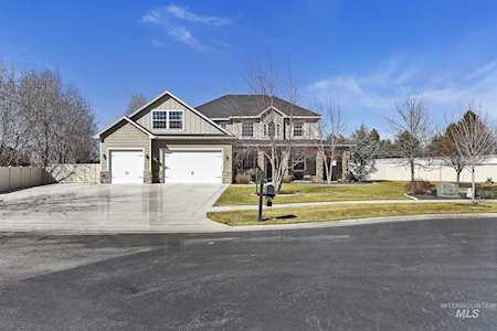 1245 N. Terrabella Pl. Eagle, ID 83616