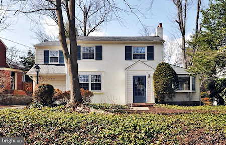 4904 Jamestown Rd Bethesda, MD 20816