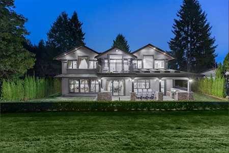 65 Glengarry Crescent West Vancouver, BC V7S 1B4