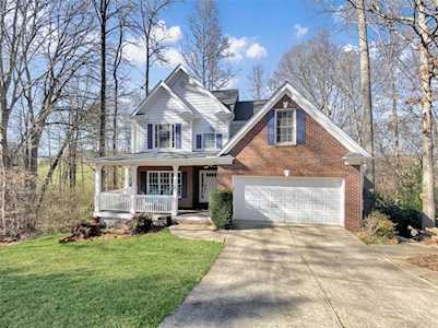 5055 Hamptons Club Dr Alpharetta, GA 30004
