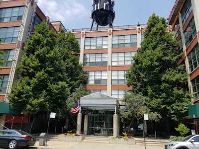 1800 W Roscoe St #422 Chicago, IL 60657