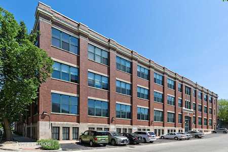 601 Linden Place #121 Evanston, IL 60202
