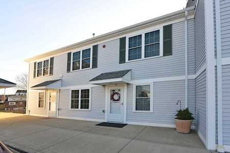 166 Pinehurst Ave #18 Swansea, MA 02777