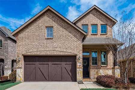 820 Kirby Drive Lantana, TX 76226