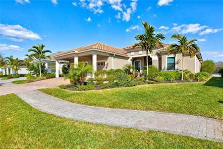 591 Mast Dr Bradenton, FL 34208