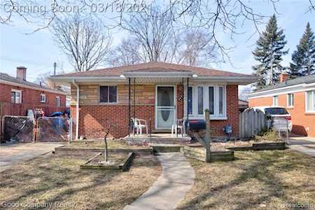 4484 Gertrude St Dearborn Heights, MI 48125
