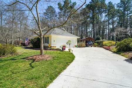 215 Hollyberry Ln Roswell, GA 30076