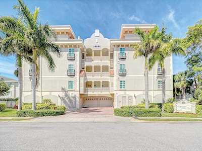 312 8th Ave N #302 Tierra Verde, FL 33715