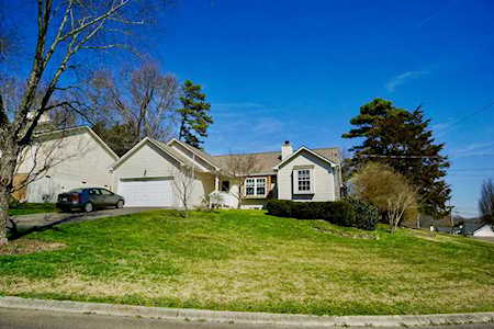 5911 Shelley Dr Knoxville, TN 37909