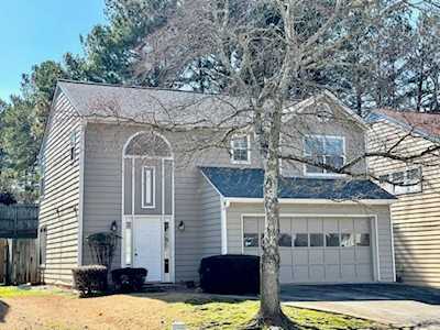 3929 Sidney Lanier Blvd Duluth, GA 30096