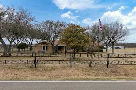 2115 S Uhl Road Glenn Heights, TX 75154