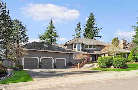 4689 174th Ave SE Bellevue, WA 98006