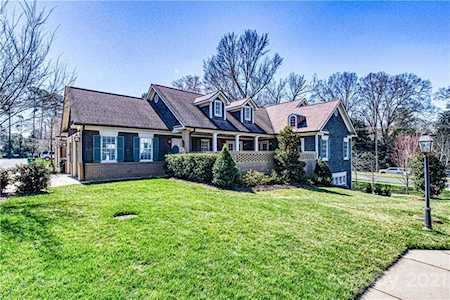 2631 Colton Dr Charlotte, NC 28211