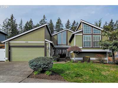 2462 Mustang Ct West Linn, OR 97068