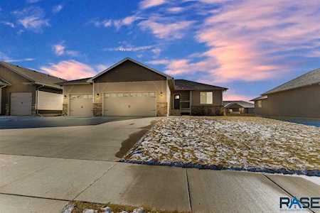 5500 S Breezeway Ave Sioux Falls, SD 57108