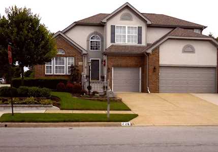 226 Brownstone Court Westerville, OH 43081