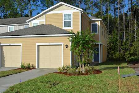 436 Servia Dr St Johns, FL 32259