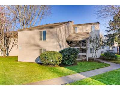 10116 SW Trapper Ter Beaverton, OR 97008