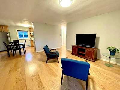 29 Jacqueline Rd #B Waltham, MA 02452