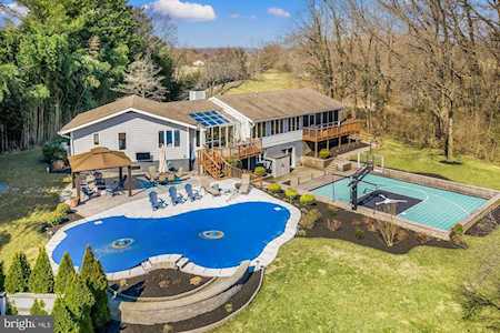 1876 Pleasant Plains Rd Annapolis, MD 21409