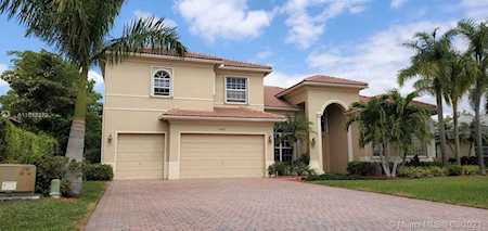 11835 NW 12th Manor Coral Springs, FL 33071
