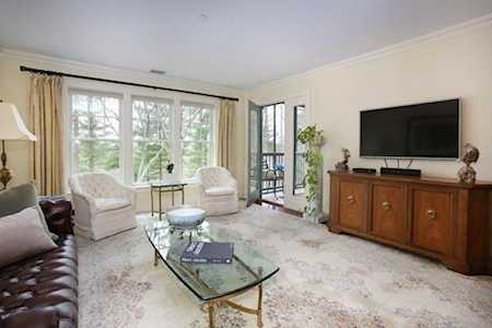 78 Forest Ridge Rd #304 Concord, MA 01742