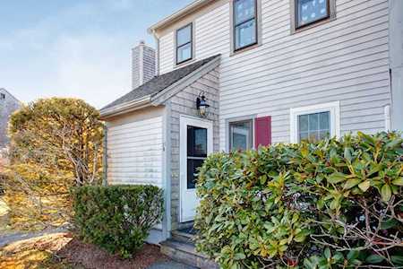 31 Woodview Dr #B Falmouth, MA 02540