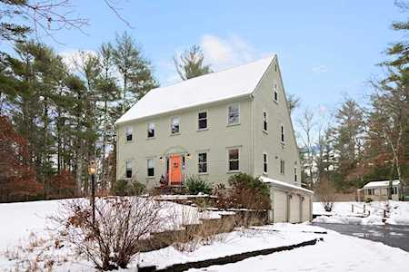 38 Deer Hill Ln Carver, MA 02330