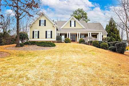 458 Lakeshore Dr Monroe, GA 30655