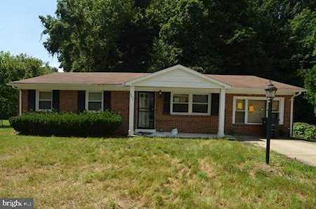 16611 Village Dr W Upper Marlboro, MD 20772