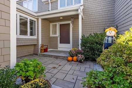 423 Dedham St #C Newton, MA 02459