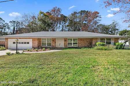 1018 Parkridge Cir Jacksonville, FL 32211