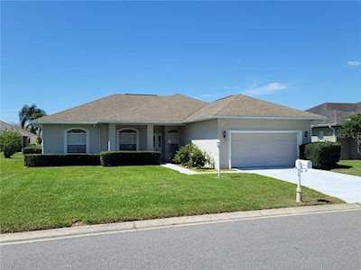 275 Ruby Lake Ln Winter Haven, FL 33884